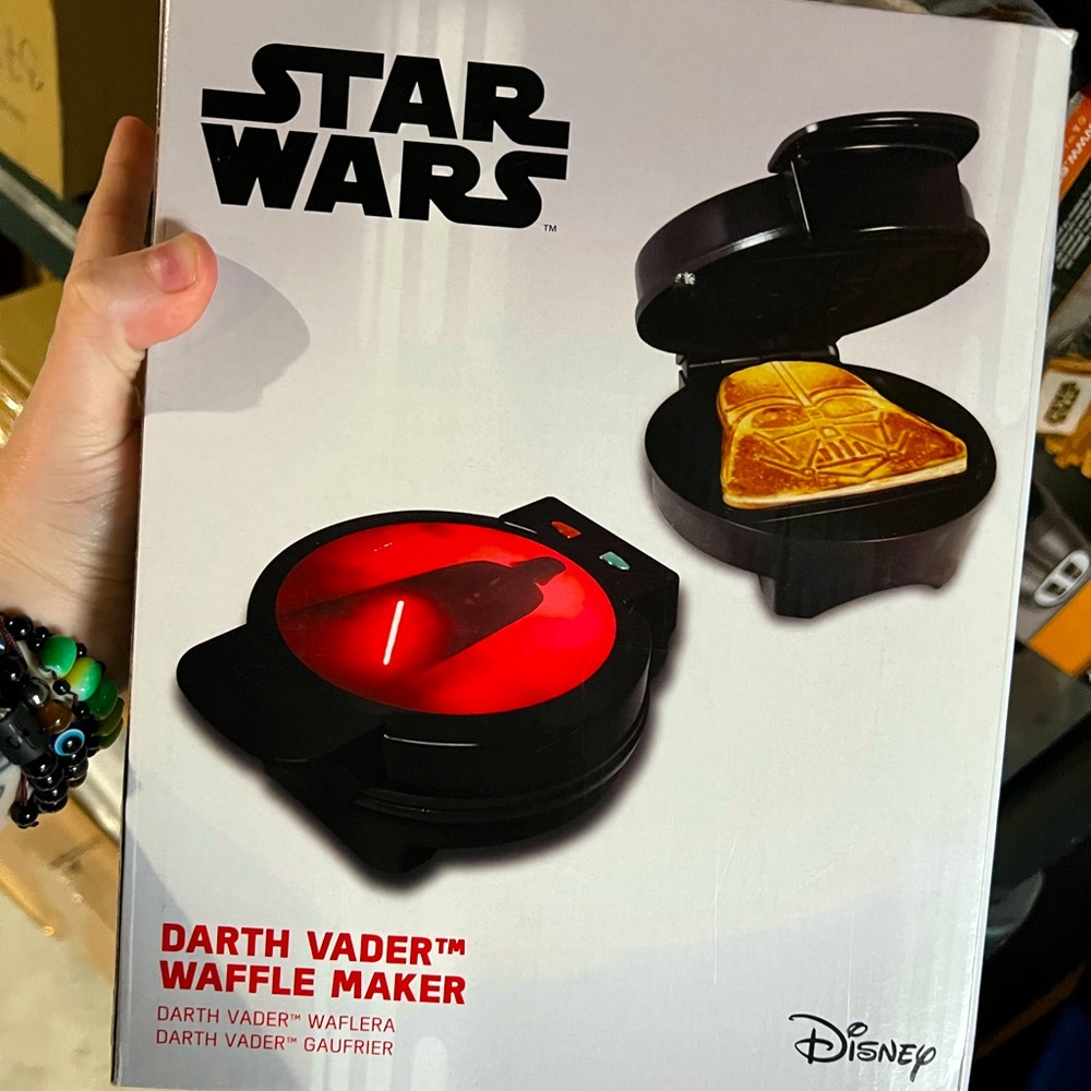 Star Wars Darth Vader Waffle Maker